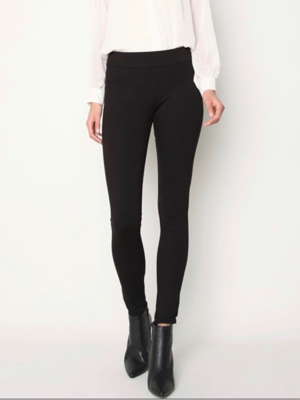 James Jeans Twiggy Slip On Black Pants Size 27
